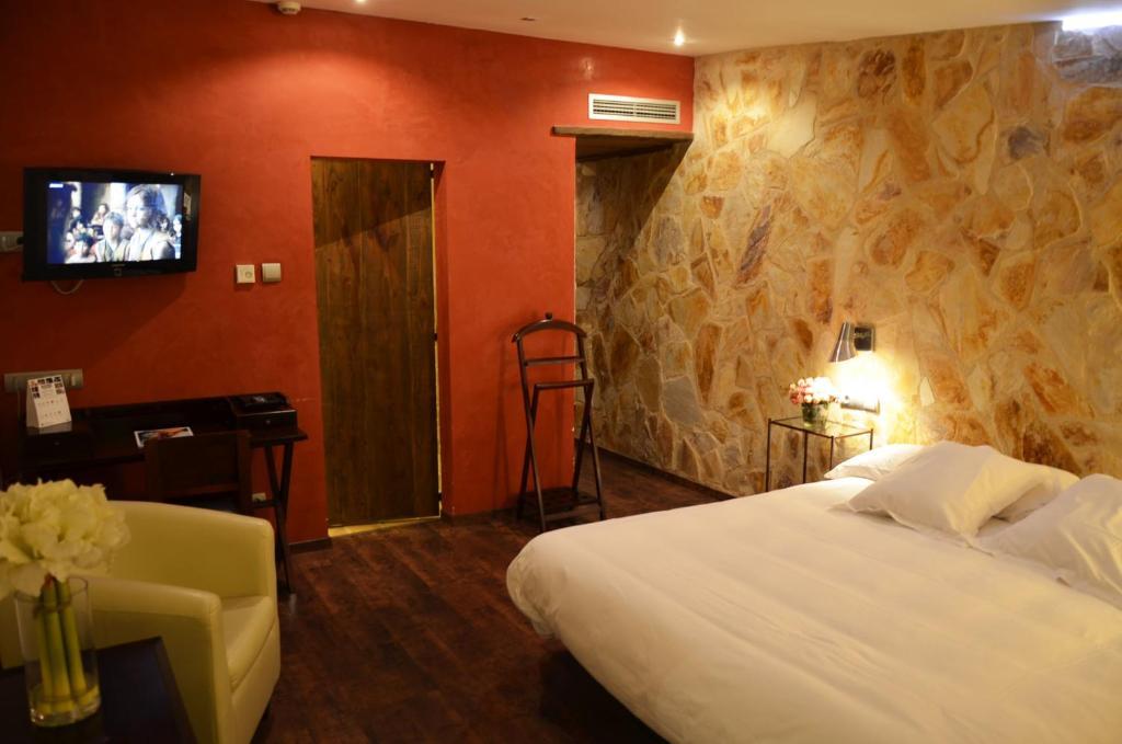 Hotel Galena Mas Comangau Багу Номер фото